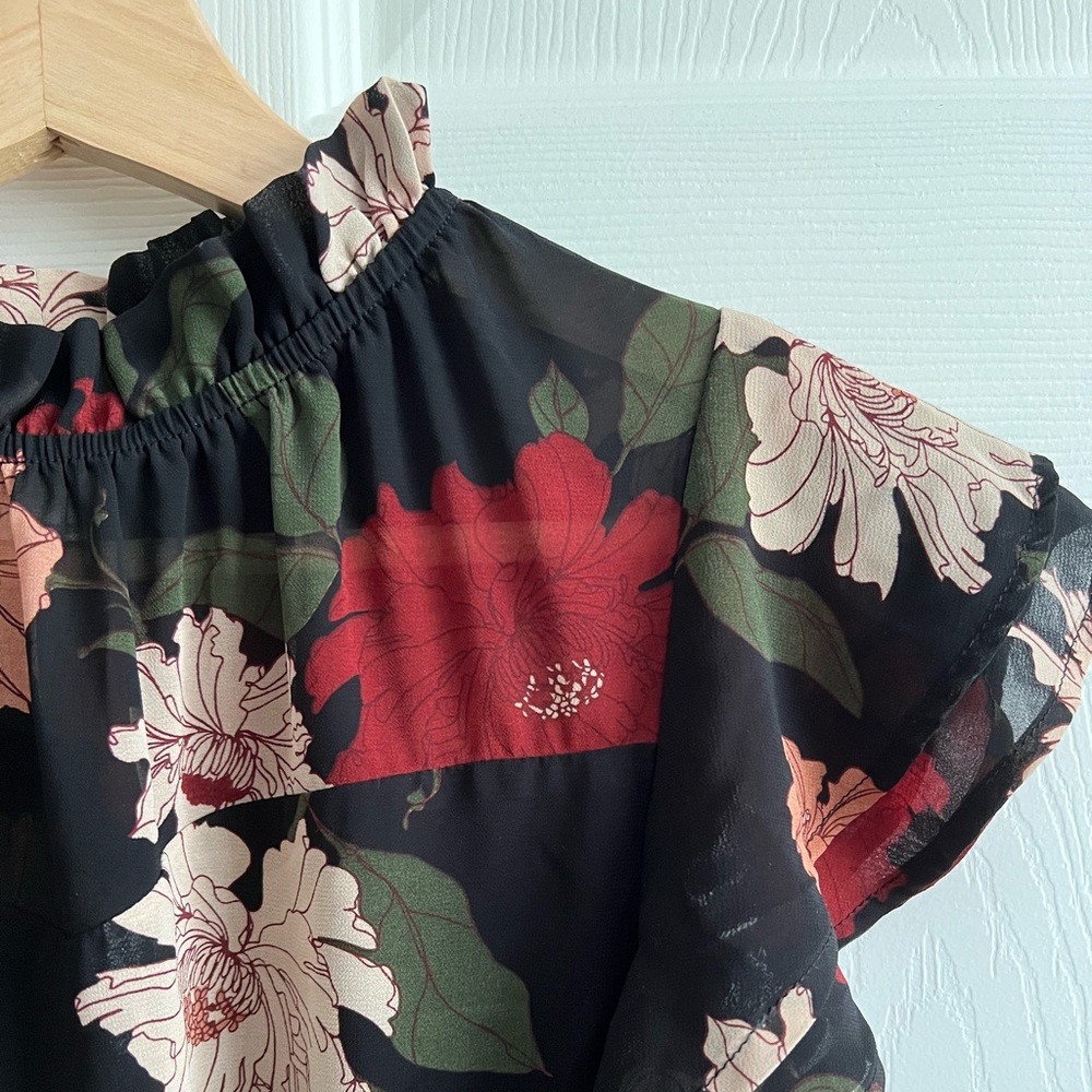 Floral Blouse sz. S
